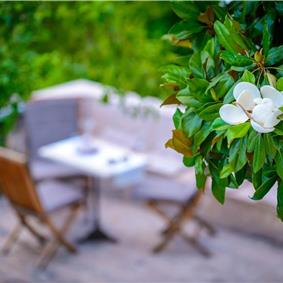4 Bedroom Villa with Pool in Dubrovnik City, sleeps 8